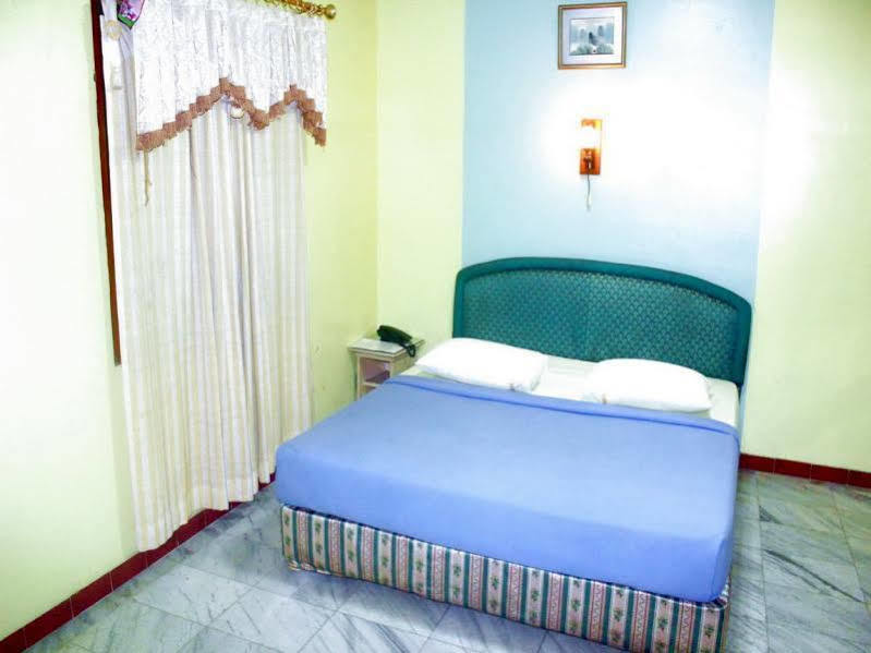 Hotel Pinangsia Jacarta Exterior foto